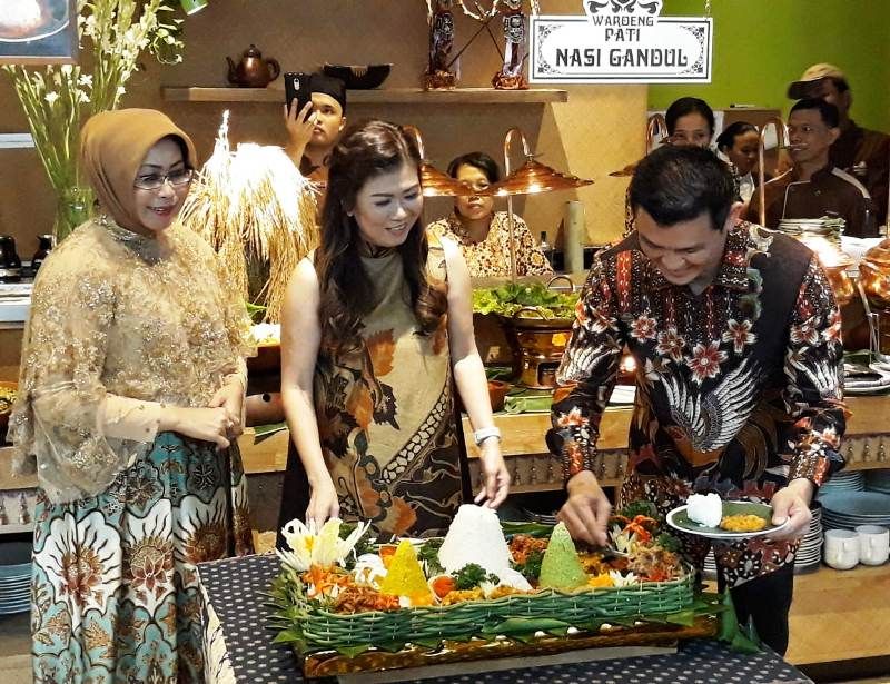 Masuki Usia Satu Tahun; Waroeng Pati Jadi Jujugan Pecinta Kuliner
