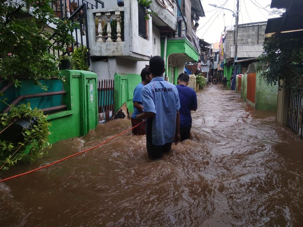 Ketua Harian DMI Imbau Masjid Membuka Pintu Bagi Korban Banjir