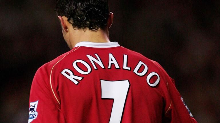 Manchester United Resmi Perkenalkan Christiano  Ronaldo  