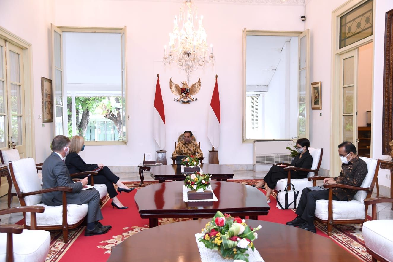 Presiden Jokowi Bahas Kerja sama Strategis Dengan Menlu Inggris