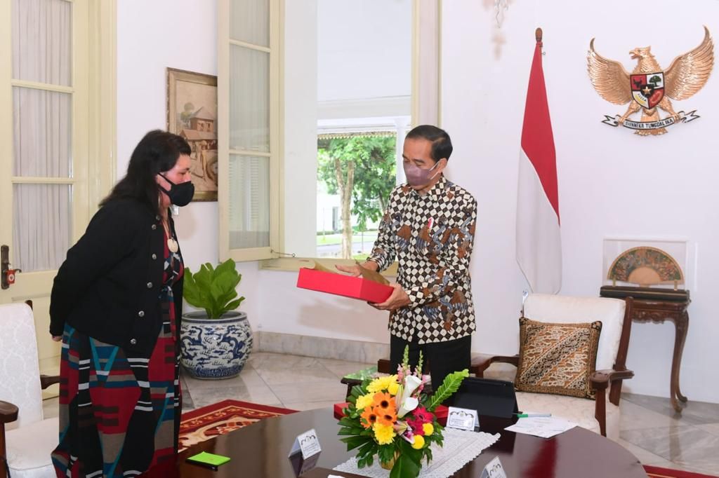 Diplomasi Tas Noken Papua Ala Jokowi