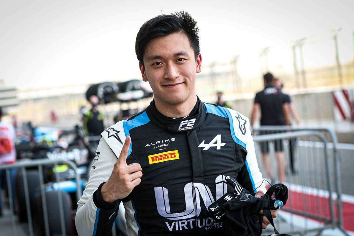 Pebalap China Guanyu Zhou Akan Tampil DI F1 Musim Depan