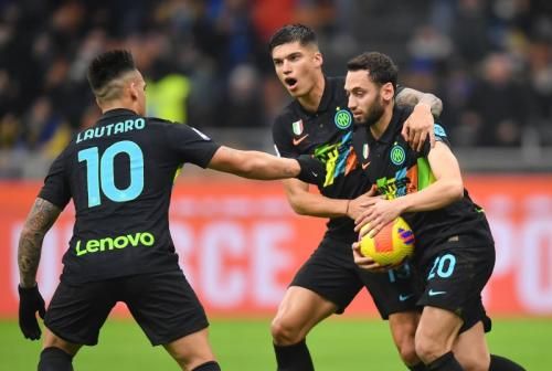 Liga Italia : Inter Milan Kandaskan Napoli  dengan Skor 3-2  