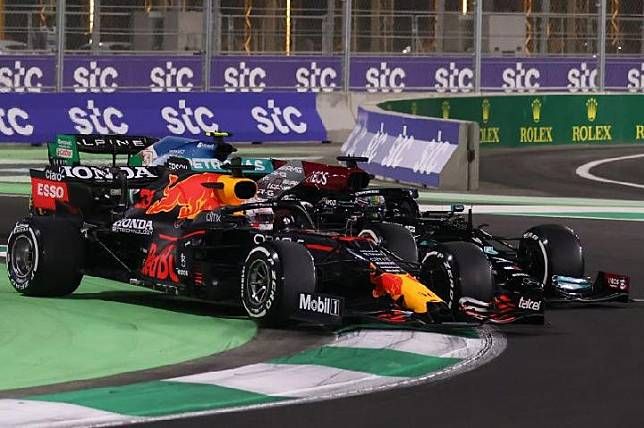 Gelar Juara Dunia F1 Ditentukan Pada Seri Terakhir di Abu Dhabi