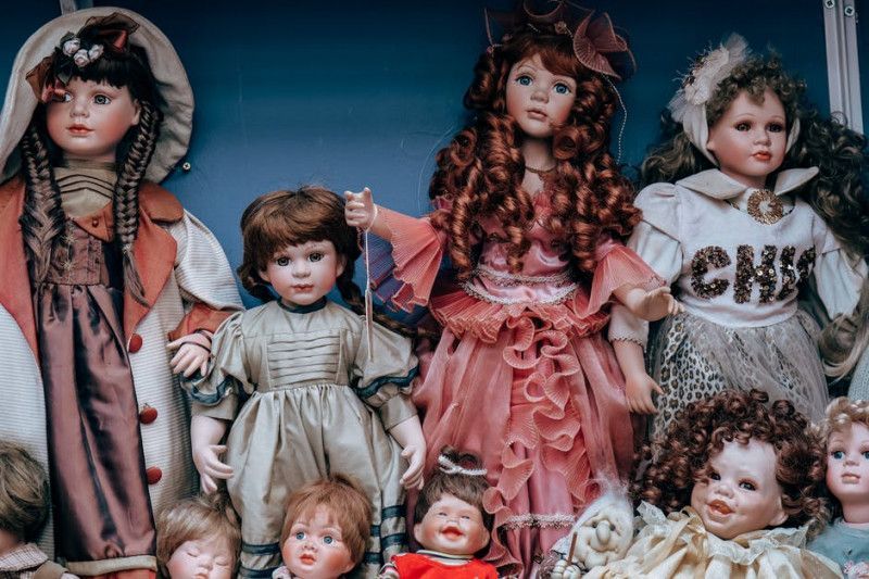Bahayanya Jika Anak Terlalu Banyak Menonton Konten Spirit Doll