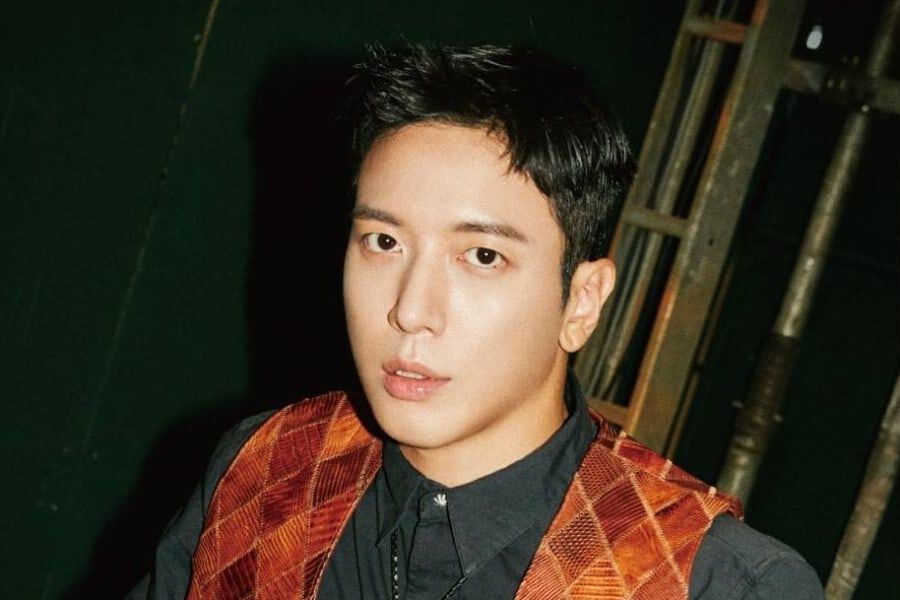 Jung Yong Hwa CNBLUE Luncurkan Channel Youtube