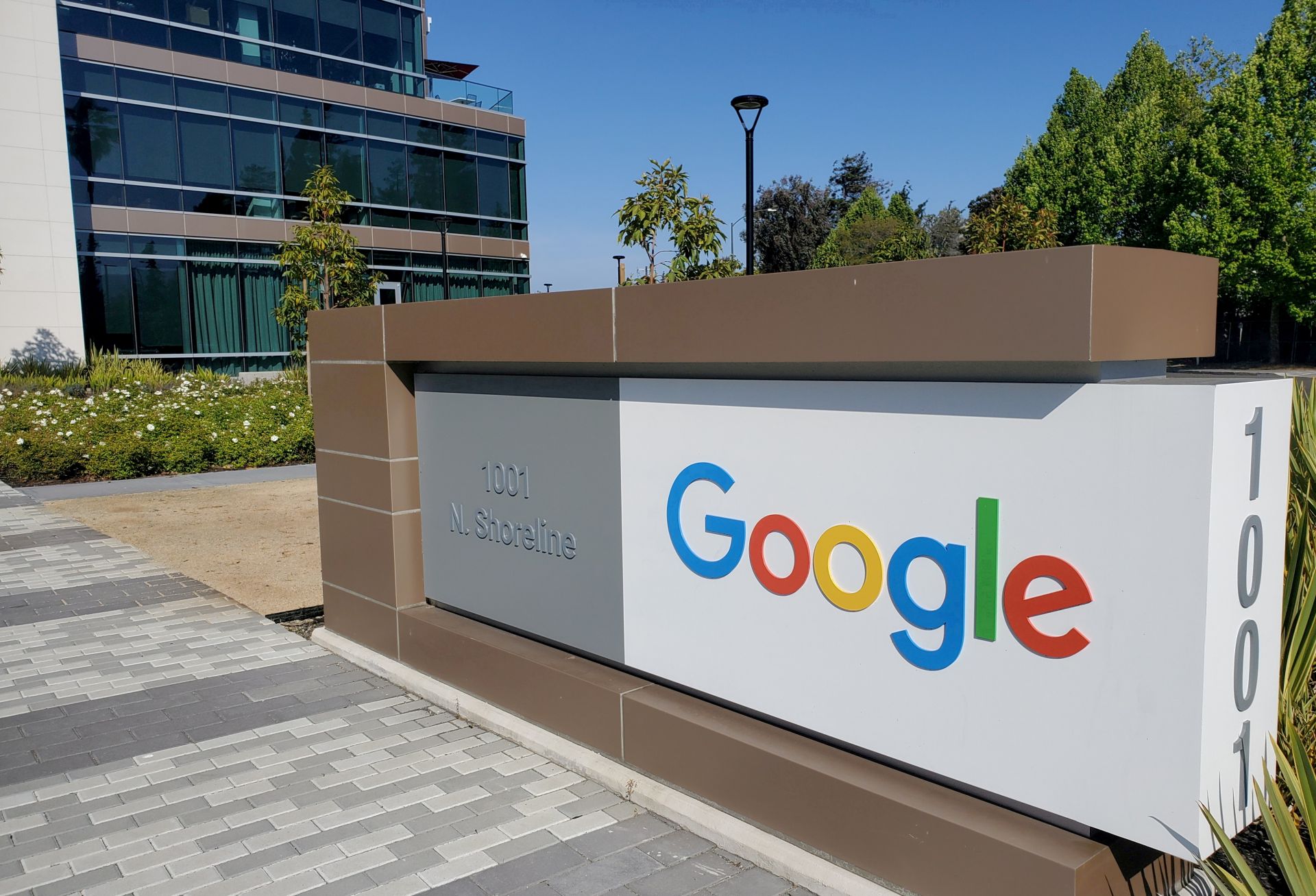 Penghasilan Google Tahun 2021 Mencapai Rp 3.700 Triliun