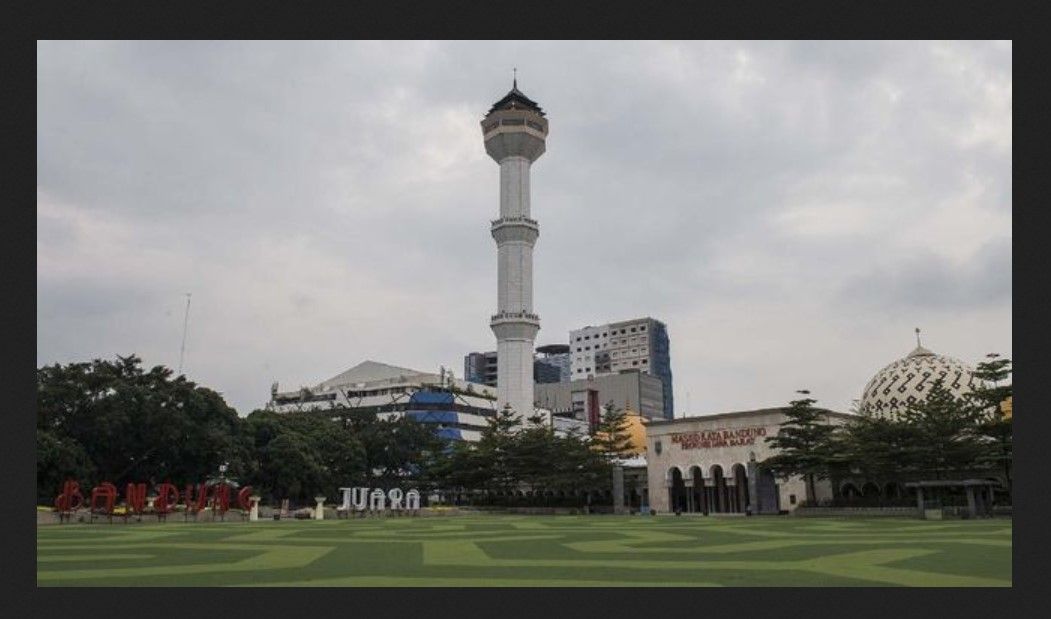 Masjid Raya Bandung Dukung Aturan Tentang Penggunaan Toa, Ini Alasannya