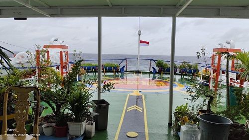 Inilah Taman Indah di Atas Kapal Ferry Sangke Palangga