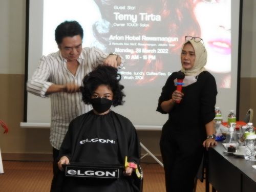 Jelang Ramadan, Elgon  Profesional Gelar Look & Learn  Perming di Arion Hotel Rawamangun  