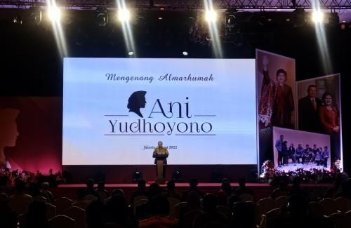 SBY dan Keluarga Besar Gelar Mengenang 3 Tahun AnI Yudhoyono