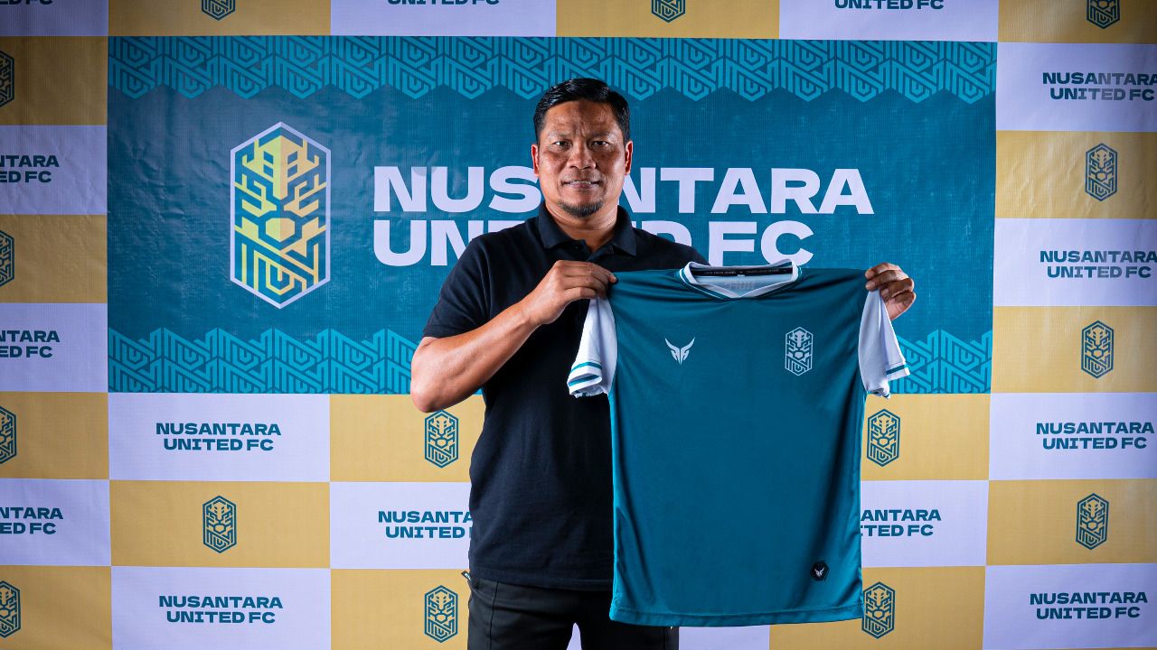 Nusantara United Resmi Tunjuk Slamet Riadi Sebagai Pelatih Kepala