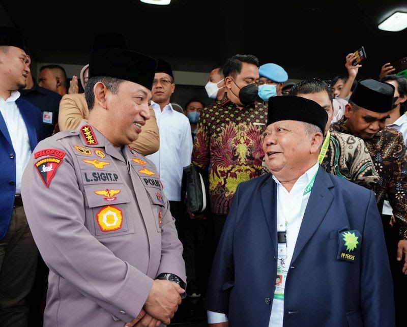 Kapolri Jenderal Pol Listyo Sigit Prabowo Hadiri Pembukaan Muktamar ke-XVI Persis di Bandung 