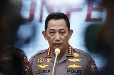Kapolri Jenderal Listyo Sigit Prabowo Pastikan TR Penempatan Irjen Teddy Minahasa Jadi Kapolda Jatim Dibatalkan