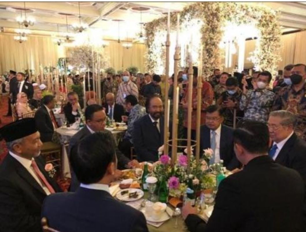 Jusuf Kalla, Anies Baswedan, Surya Paloh dan SBY Satu Meja Hadiri Pernikahan Anak dari Salim Segaf Al Jufri