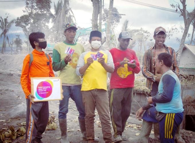 IOH Dukung Pemulihan Masyarakat Terdampak Erupsi Semeru, Salurkan Bantuan Makanan dan Masker