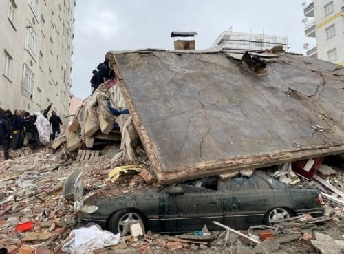 Menuju Turki, Tim SAR Inodnesia Bantu Korban Gempa.Bumi Turki dan Suriah