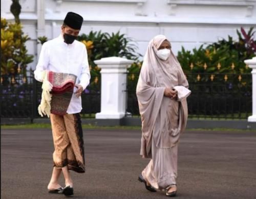 Presiden Jokowi Bersama Keluarga  Berlebaran di Kota Solo