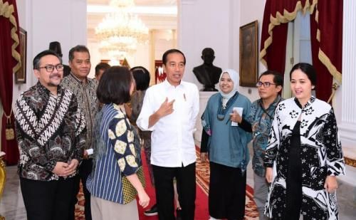 Presiden Jokowi Berharap Masyarakat Gunakan LRT untuk Kurangi Kemacetan!