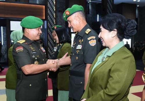 KSAD Jenderal Dudung Abdurachman Pimpin Sertijab 14 Strategis di TNI AD