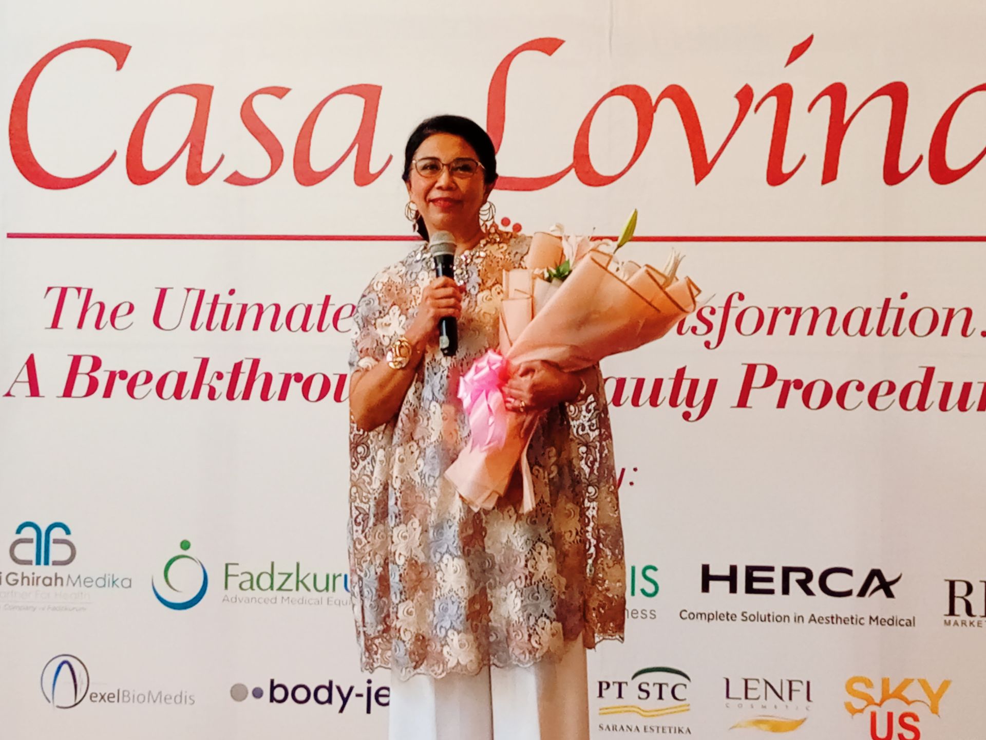 Rayakan 10 Tahun Klinik Casa Lovina, Dr. Irena Sakura: Yuk, Cintai Diri Sendiri Melalui Transformasi Kecantikan