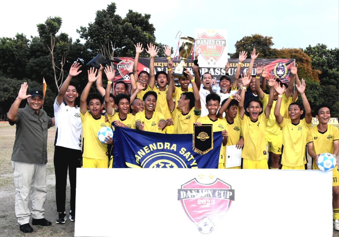 Menang Dalam Laga Adu Penalti Dari Tribuana FC, Ganendra Satya Sabet Piala Bergilir Danjen Kopassus I 2023