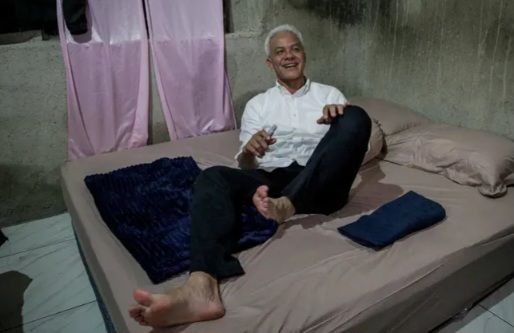 Siti Atikoh: Ganjar Pranowo Rutin Blusukan hingga  Tinggal di Rumah Warga Bukanlah Pencitraan