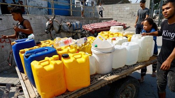 Warga Gaza Terpaksa Minum Air Kotor