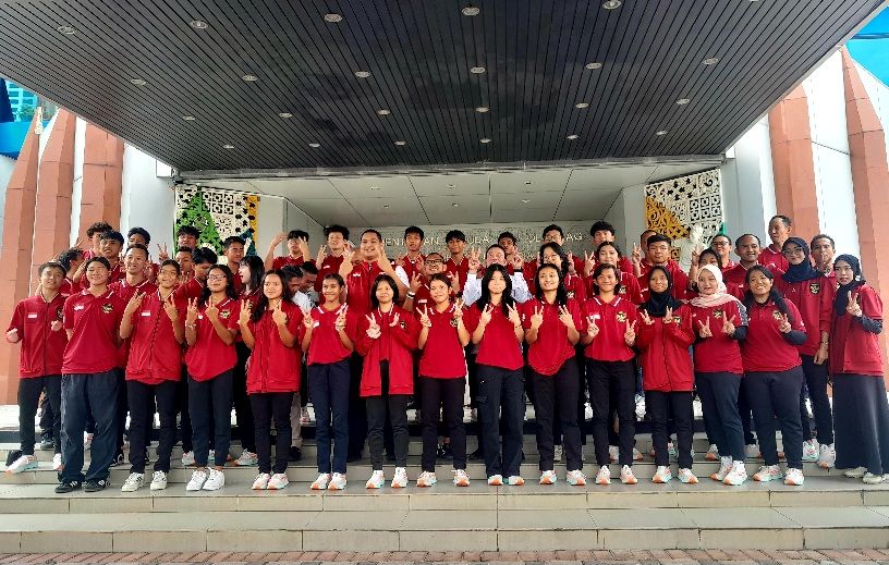 Menpora Dito Apresiasi Para Atlet Pelajar Indonesia yang Raih Posisi Kedua di ASG 2024 di Vietnam