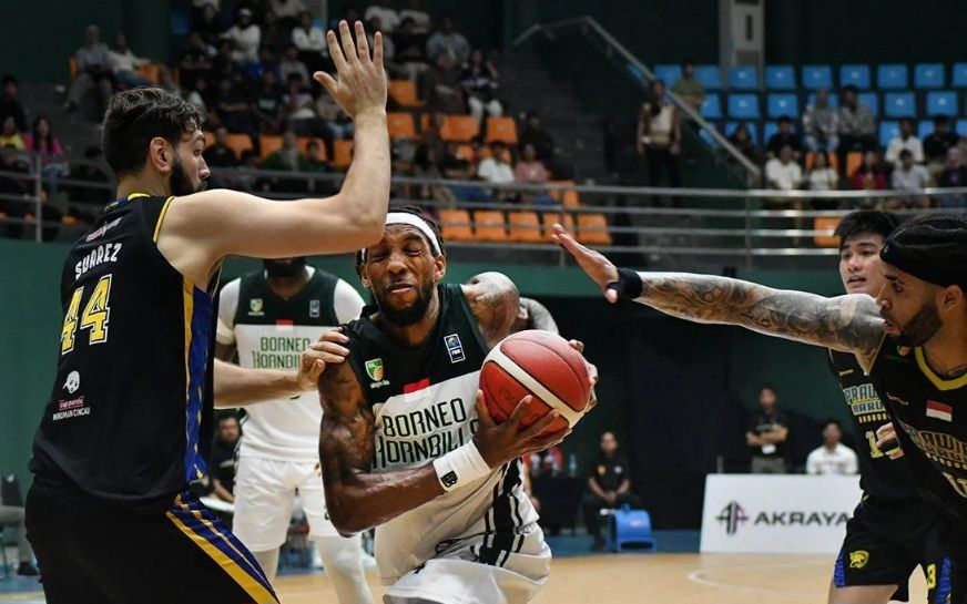 IBL 2024: Gelaran Lanjutan Kesatria Bengawan vs Prawira Harum Diumumkan Tanpa Penonton