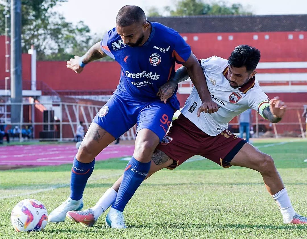 Ditegur LIB, Arema FC Komitmen Perbaiki Lapangan Stadion Soepriadi Kota Blitar