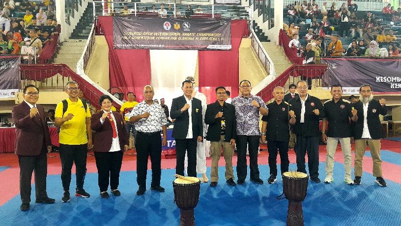 Resmi Dibuka! 4 Ribuan Atlet Ikuti Kejuaraan Karate Tingkat Internasional Piala Kemenpora di GOR Ciracas