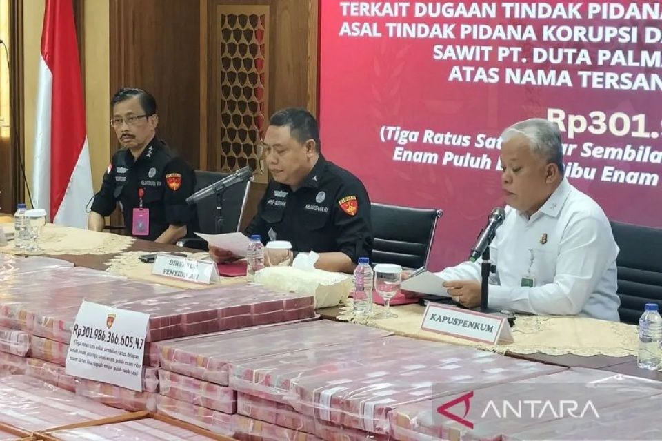 Kejagung kembali Sita Uang Rp301 Miliar dari Tersangka di Kasus Duta  Palma