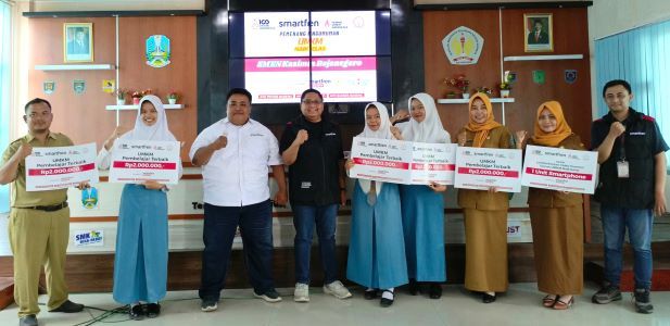 Smartfren Adakan Pelatihan Literasi Digital, Dukung UMKM Surabaya & Bojonegoro Naik Kelas