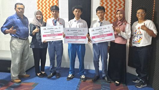 XLSMART Selenggarakan Akademi Konten Kreator di Surabaya Melalui Program Teman Pintar Indonesia