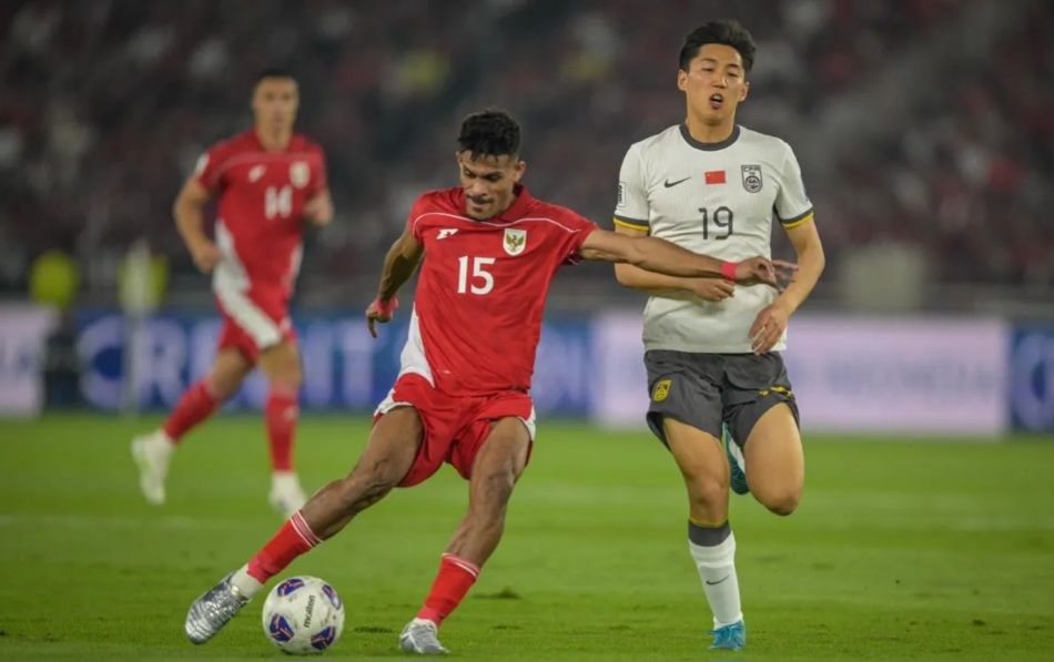 Bermain Fantastis lawan China, Ricky Kambuaya Disanjung Kluivert!