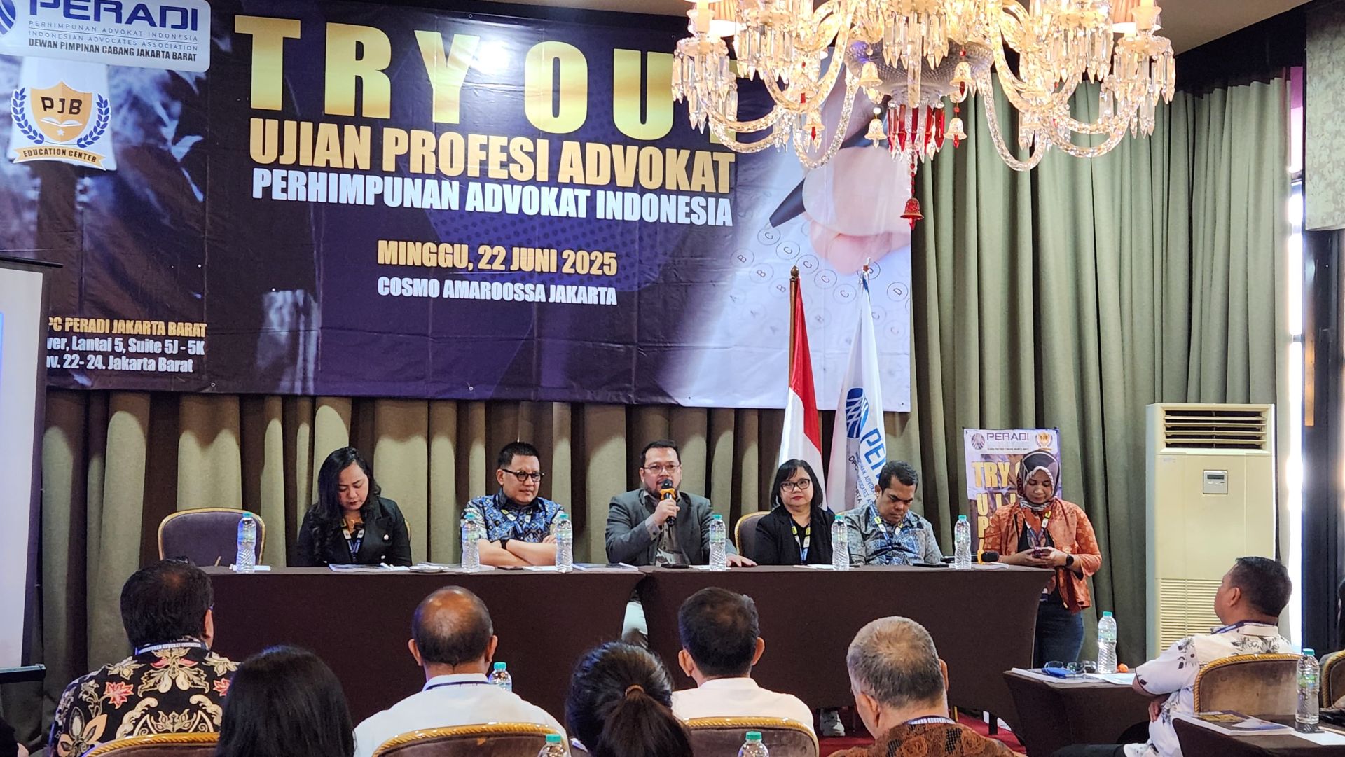 Ratusan Calon Lawyer Ikuti Try Out Ujian Profesi Peradi Jakarta Barat