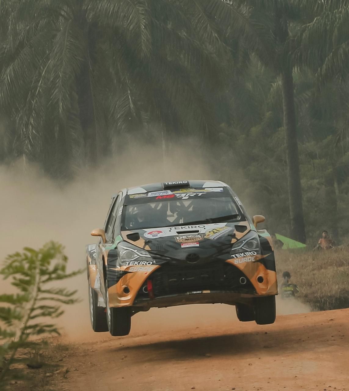 Tim Dewa United Motorsport X MSRT Juara Umum di Rally Sumatera Utara
