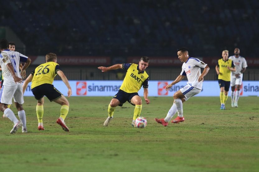 Piala Presiden 2025: Permak Arema FC 4-0, Oxford United Tantang Port FC di Partai Final