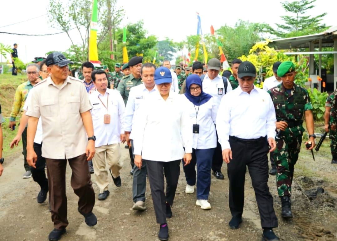 Mentan Amran: Hilirisasi Pertanian Butuh Disiplin TNI untuk Tingkatkan Kesejahteraan Petani