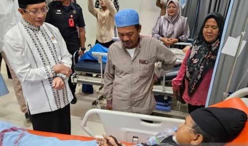 Menag Nasaruddin Umar Beri Bantuan Pembangunan Majelis Taklim yang Roboh di Bogor