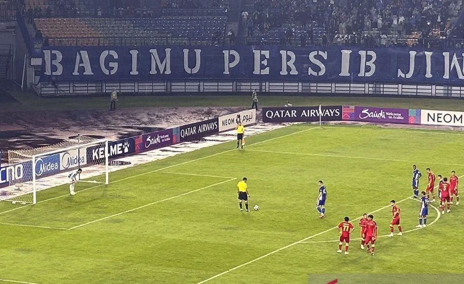 ACL 2025: Taklukkan Selangor FC 2-0, Persib Bandung Pimpin Klasemen Group C