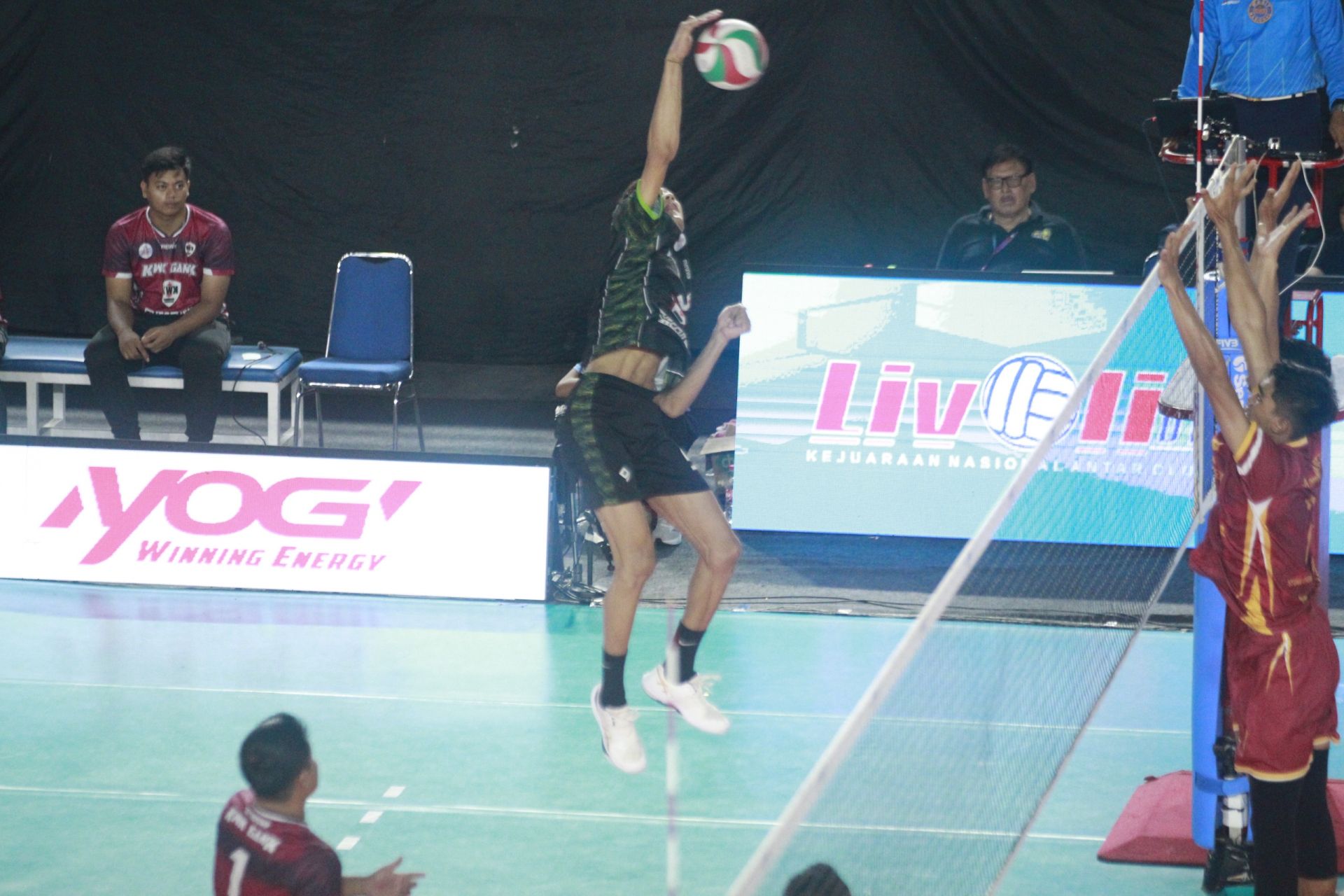 Livoli Divisi I Tahun 2025: Bukit Asam Hadapi Eka Mandiri di Final Putra