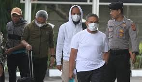 Gubernur Riau Diperiksa di Kantor KPK