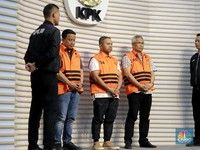 KPK Tetapkan Gubernur Riau Sebagai Tersangka