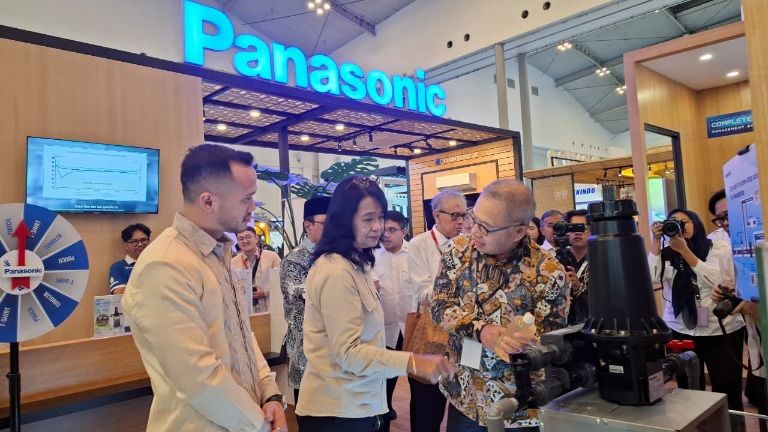 Panasonic Dorong Gaya Hidup Hijau di IndoBuildTech 2025