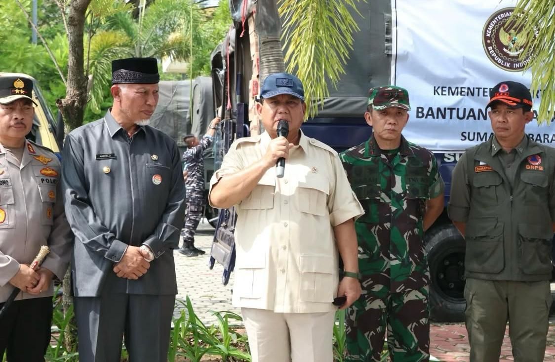 Prabowo Tegaskan Status Bencana Sumatera Bukan Bencana Nasional