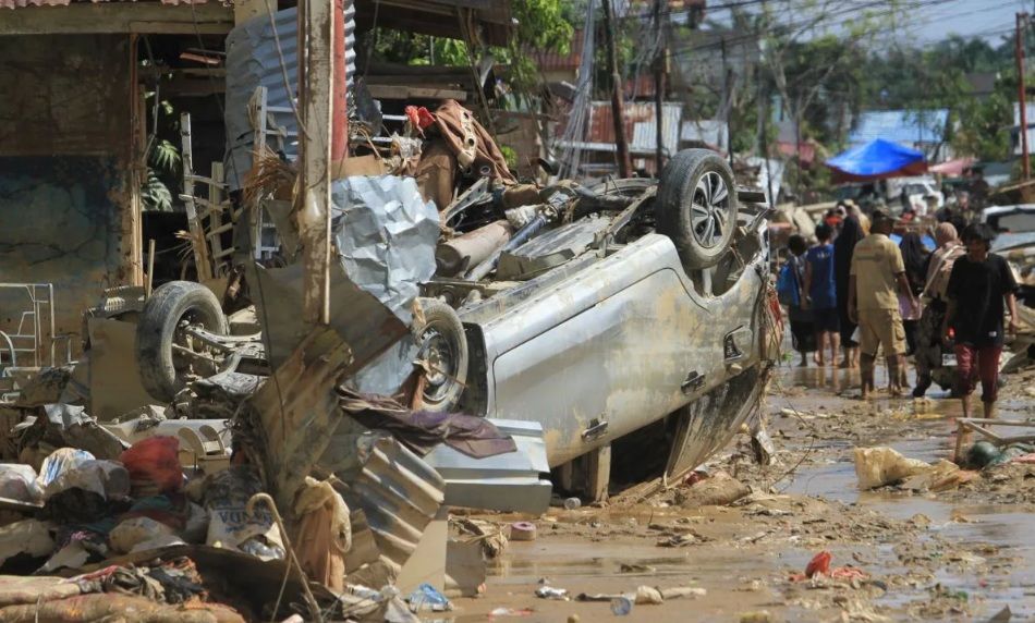 Bencana Aceh: Korban Meninggal Kini Bertambah Jadi 326 Orang