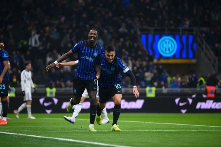 Bantai Como,  Inter Milan ke Puncak Klasemen Liga Italia 