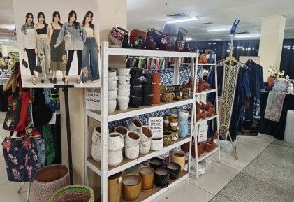 Berbagai Produk Unggulan Dekranasda dan UKM Jaksel Dijajakan di Blok M Hub